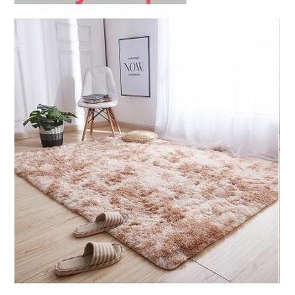 Tapis moelleux (shaggy) — Coloris tie-and-dye et motifs