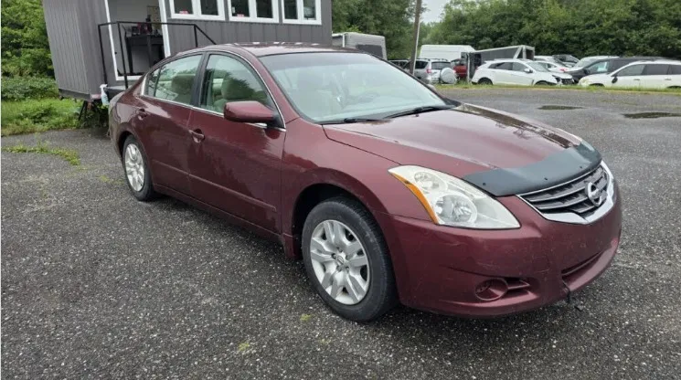 🚘 Nissan Altima 2011